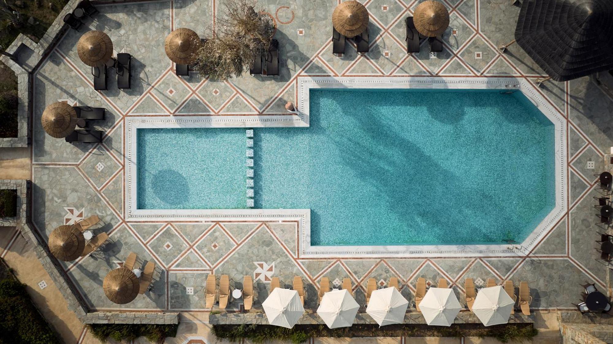 Porto Kea 5*